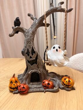 Halloween Ghost on Swing Tree Accent in Gray and White